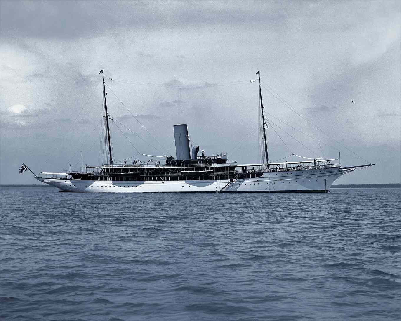 steam yacht iolanda